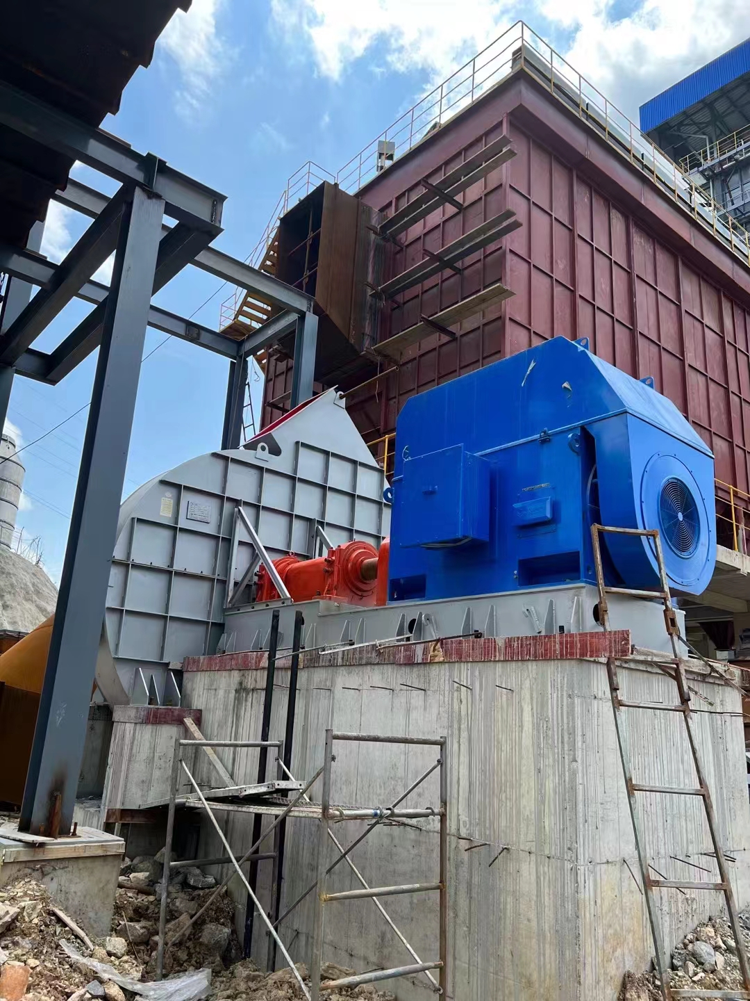 �������x���}�_���m��,